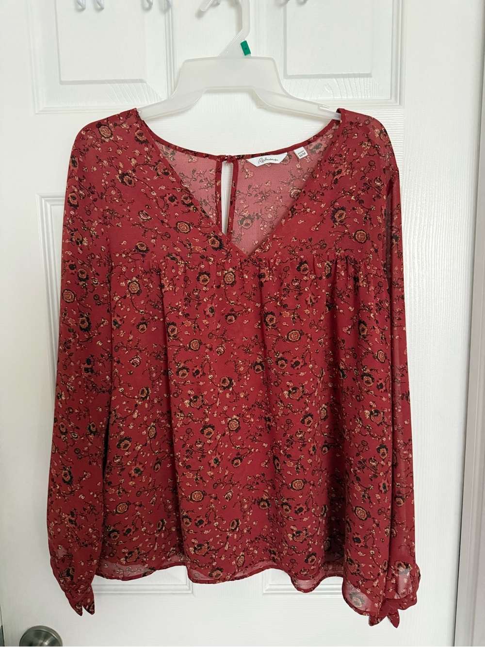 Reitmans Petite Sheer Chiffon Lined Floral  V-neck Blouse Size M